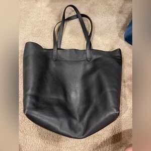 Cuyana leather tote. Black. With organization insert.